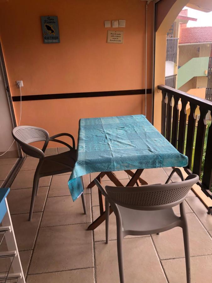 Case Coco A Sainte Anne Avec Wifi Vue Mer Bagian luar foto